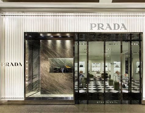 Prada store pa